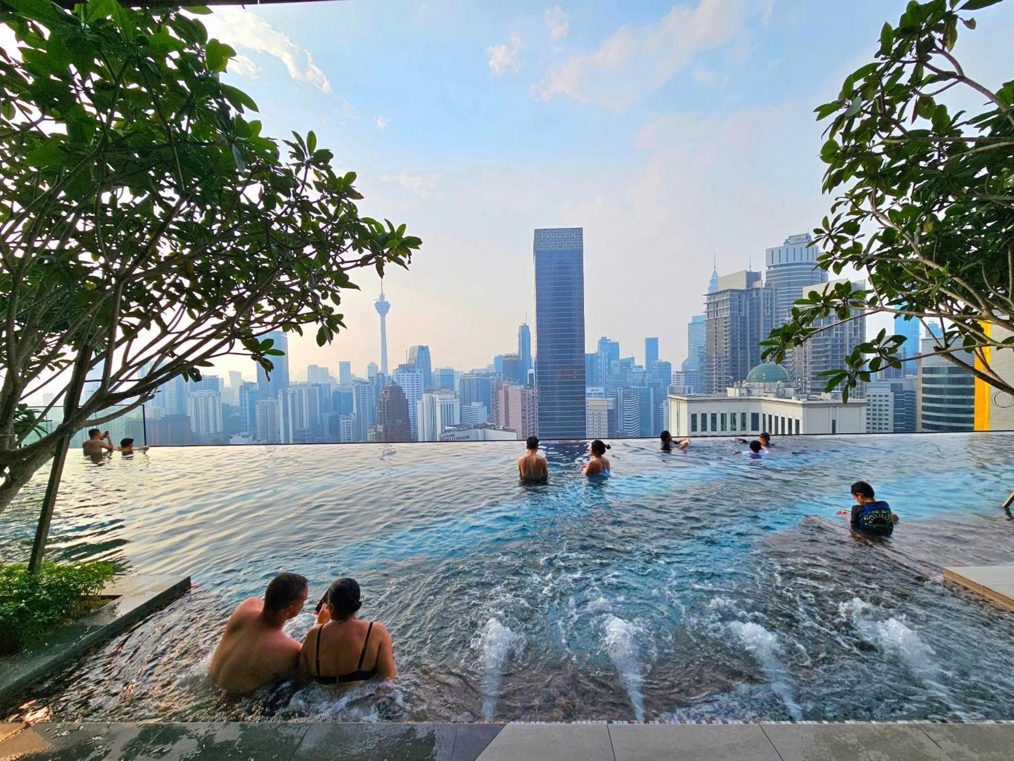 1 Min To Pavilion Bukit Bintang Luna Suites Kuala Lumpur Exterior photo