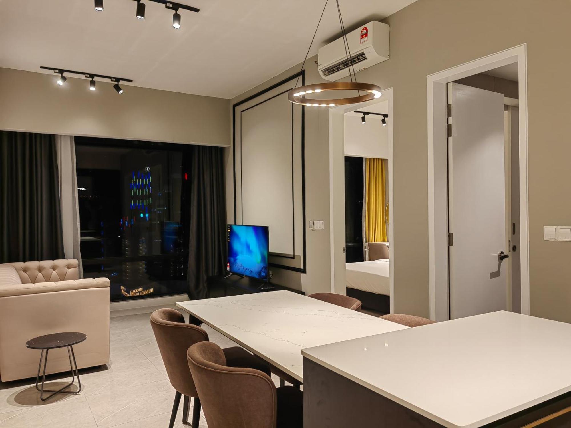 1 Min To Pavilion Bukit Bintang Luna Suites Kuala Lumpur Exterior photo
